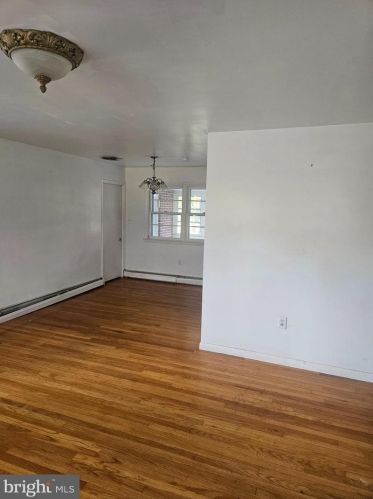 20 1st Ave, Pottstown, PA 19464-3202