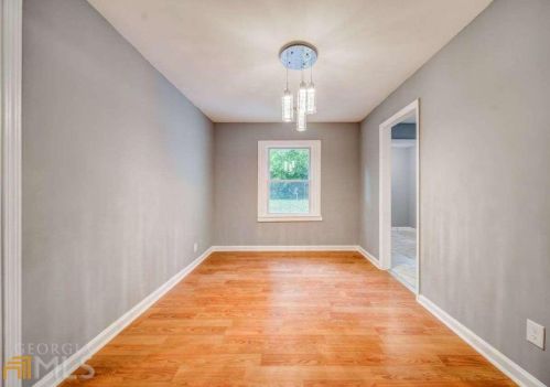 2935 Harlan Dr, Atlanta GA  30344-3705 exterior