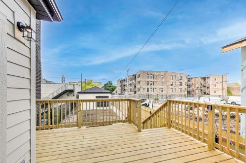 6346 Kenwood Ave, Chicago IL 60619-1427 exterior