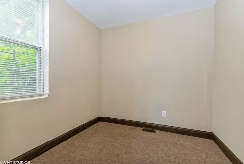 3213 Parnell Ave, Chicago IL 60628-5922 exterior