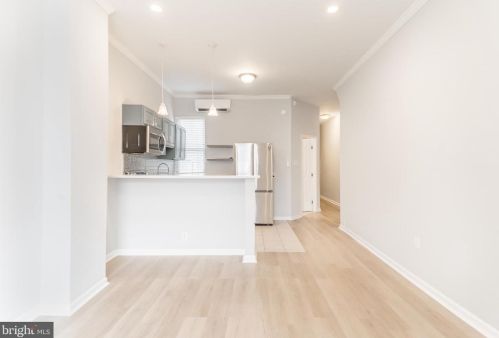 5215 Cedar Ave, Philadelphia PA 19143-1524 exterior