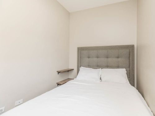 938 Noble St, Chicago IL  60642-5303 exterior