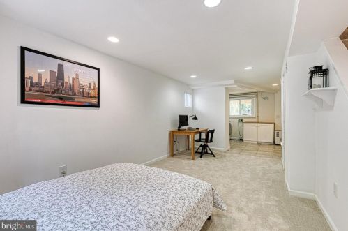 8205 Roanoke Ave, Silver Spring MD 20912-6208 exterior