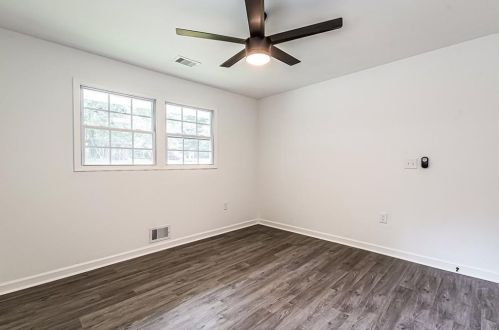 2074 Montrose Dr, Atlanta GA  30344-2355 exterior