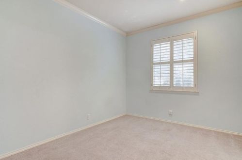 2801 Cascade Fls Dr, Austin TX 78738-5347 exterior