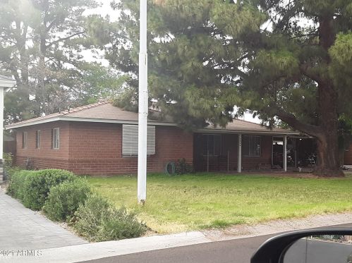 4026 40th Pl, Phoenix, AZ 85018-5206