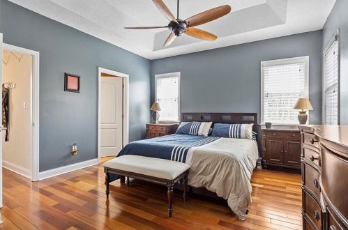 700 Highpointe Cir, Pittsburgh PA 15220-1854 exterior