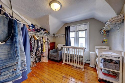 38 Royal St, Providence RI 02906-1830 exterior