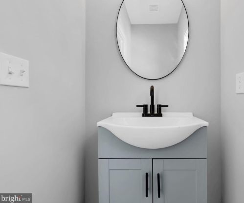 393 Hoover Ave, Berkeley Township NJ 08721-2866 exterior