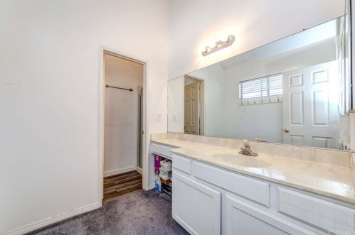 8636 Ramona St, Bellflower CA 90706-6320 exterior