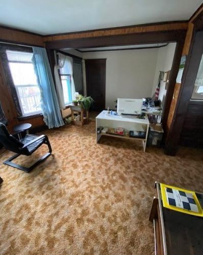 1004 32nd St, Milwaukee, WI 53215-1552