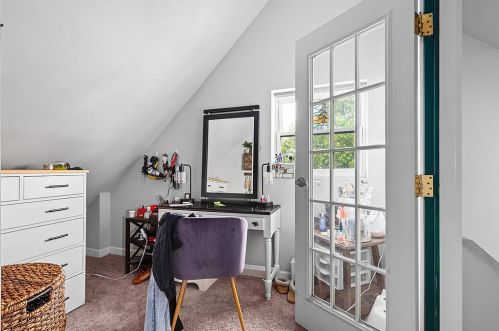 3046 Leavitt St, Chicago IL 60618-8114 exterior