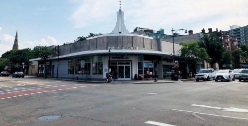 92 Pleasant St, Brookline MA  02446-7123 exterior