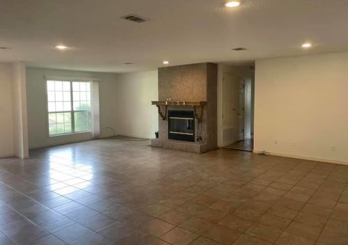 343 Lakeside Dr, Defuniak Springs FL  32435-3446 exterior