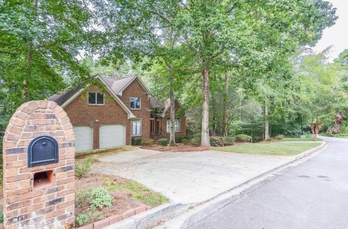 2761 Riverfront Dr, Lithonia GA 30039-8523 exterior