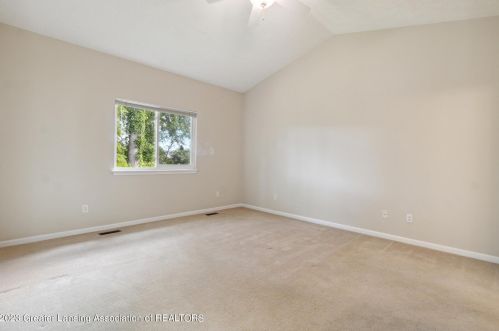 2968 Marfitt Rd, East Lansing MI 48823-6355 exterior