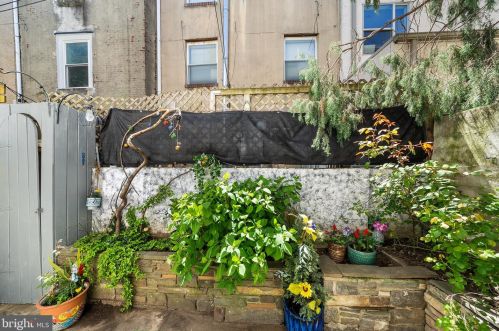 714 Carpenter St, Philadelphia PA  19147-3908 exterior