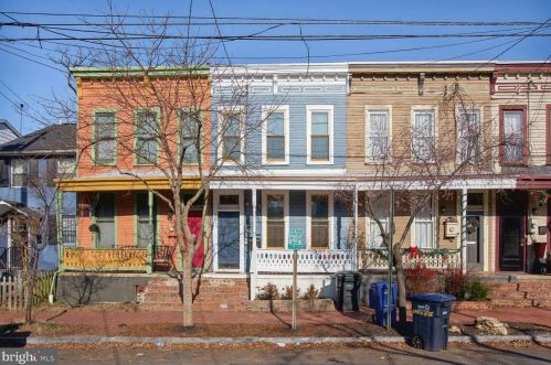 1242 U St, Washington, DC 20020-7012