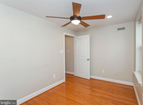 230 Ellsworth St, Philadelphia PA 19146-3012 exterior