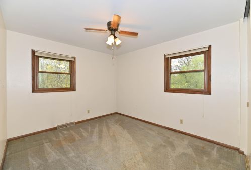 4870 37th St, Milwaukee WI  53221-2570 exterior