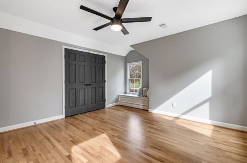 6160 Heards Creek Dr, Atlanta GA  30328-3635 exterior