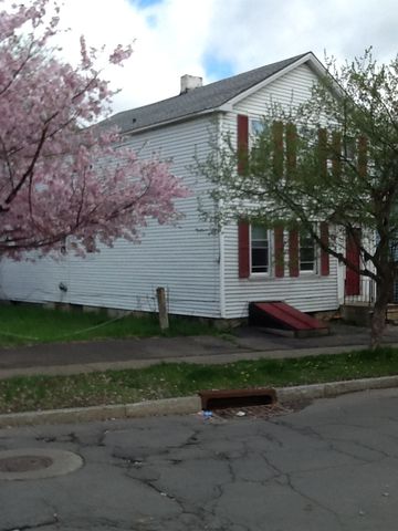 237 Front St, Schenectady, NY 12305-1319