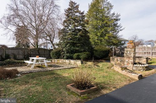 74 Edinburg Rd, Trenton NJ 08690-1204 exterior