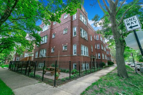 3703 Cullom Ave, Chicago IL 60618-2004 exterior