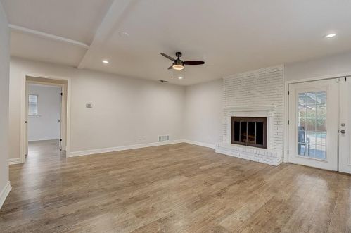 3316 Arawak Pl, Dallas TX 75234-2201 exterior