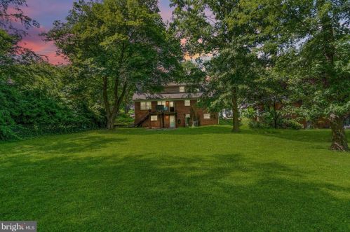 1019 Nora Dr, Silver Spring, MD 20904-2135