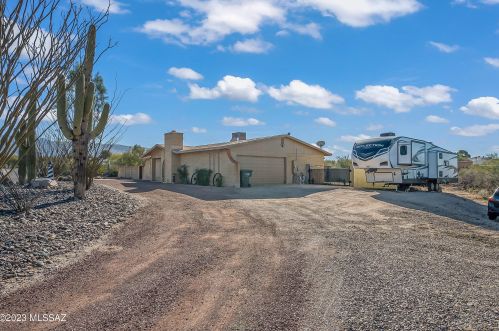 10302 Calle Del Este, Tucson AZ  85748-6845 exterior