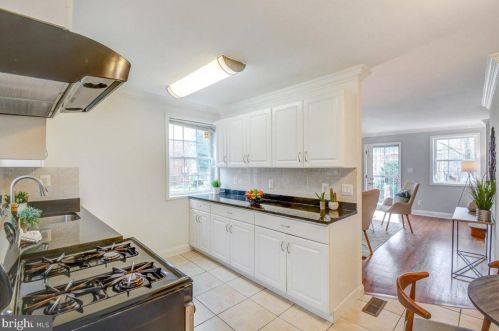 11929 Centerhill St, Silver Spring MD 20902-1155 exterior