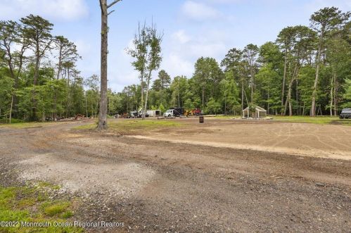 204 Bennetts Mills Rd, Jackson Twp NJ 08527-4260 exterior