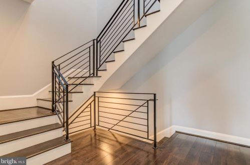 1901 3rd St, Washington, DC 20001-1701