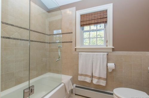 8 Indian Rock Pl, Wilton CT 06897-1540 exterior