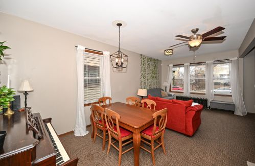 3269 Bartlett Ave, Milwaukee WI  53211-3022 exterior