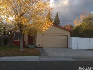 3237 Northview Dr, Sacramento CA  95833-2444 exterior