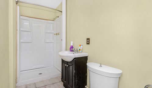 2400 Whipple St, Chicago IL 60655-2127 exterior