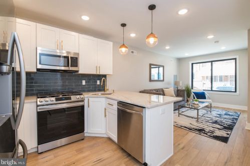 1628 Ellsworth St, Philadelphia PA 19146-2811 exterior