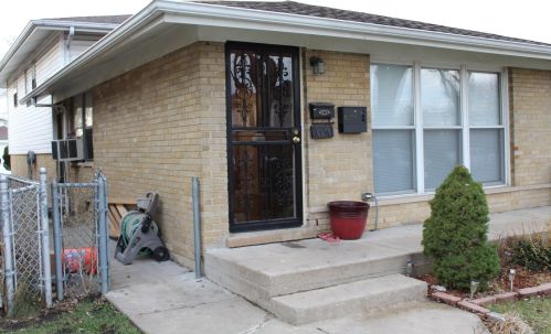 11630 Throop St, Chicago, IL 60643-5123