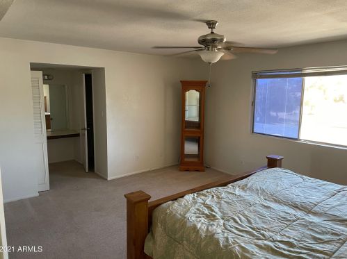 8224 33rd Ave, Phoenix AZ 85017-2303 exterior