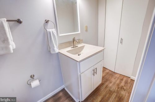 717 Twin Holly Ln, Silver Spring MD 20910-4665 exterior