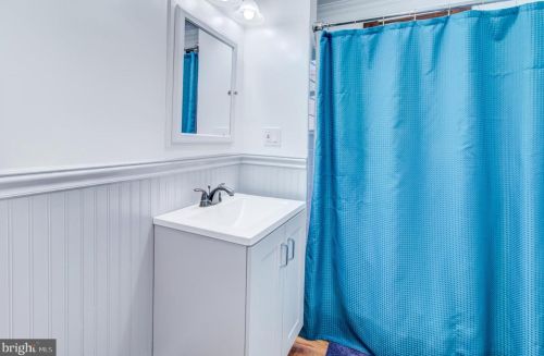 14 Morris Ave, Trenton NJ 08611-1131 exterior