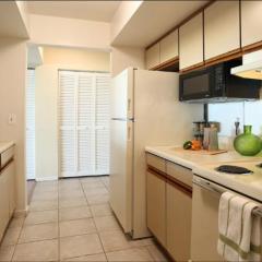 500 Valley Stream Dr, Newark DE  19702-2934 exterior