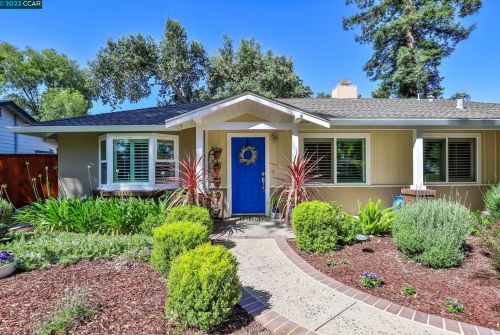 1678 Merian Dr, Concord, CA 94523-2266