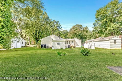 30 Cedar St, Plumsted Township NJ 08533-1703 exterior