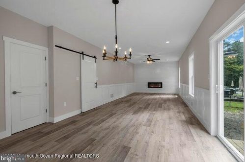 431 Virginia Ave, Berkeley Township NJ 08721-2811 exterior