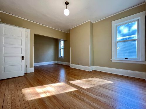 2834 Prospect Ave, Milwaukee WI  53211-3770 exterior