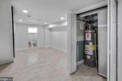 2267 Cambria St, Philadelphia PA 19134-4232 exterior