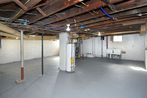 9691 Bellcrest Rd, Pittsburgh PA  15237-6909 exterior